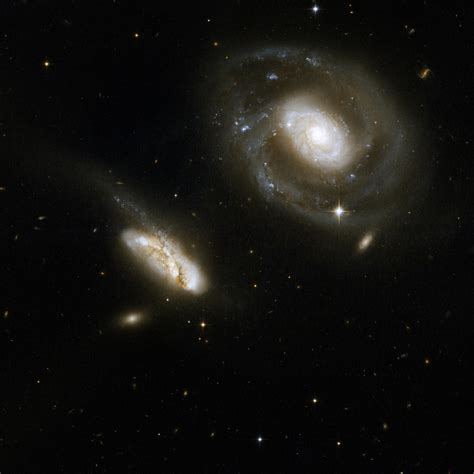 El Instrumento Megara Se Adentra En El Corazón De La Galaxia Activa Ngc 7469 Información Y