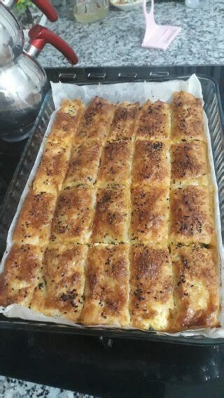 Baklavalık Yufkadan Peynirli Börek Nefis Yemek Tarifleri 902775