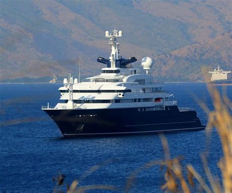 Paul Allen's 414-Foot Yacht Hits the Market for $325.5 Million ...