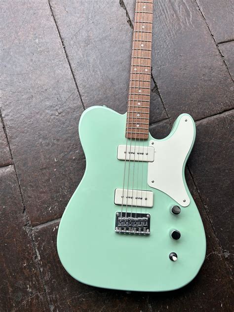 Squier Paranormal Baritone Cabronita Telecaster Moze Guitars