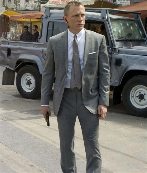 James Bond Grey Suit | Daniel Craig Skyfall Outfits