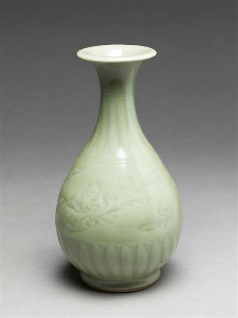 Longquan Celadon Vase With Floral Decoration Yuan Dynasty 1279 1368