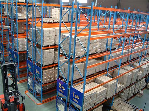 Narrow Aisle Racking Systems-Lockheer 