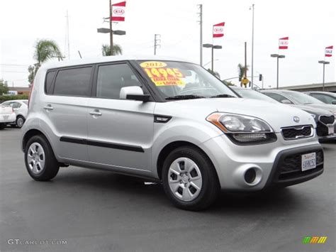 2012 Bright Silver Kia Soul 16 94360864 Photo 18