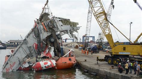 Pilot Response Led To Airasia Crash Into Java Sea Cnn