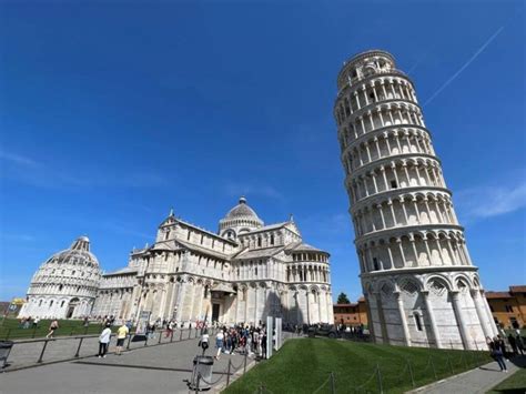 A Quick Visit to the Leaning Tower of Pisa