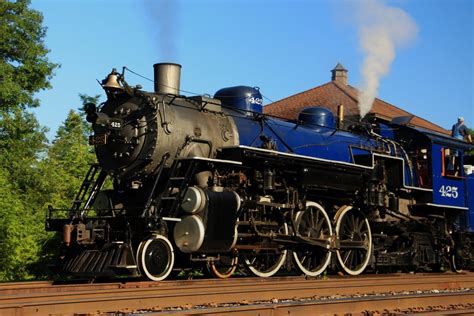 Reading & Northern 425: Along the Route of the Black Diamond - YouTube