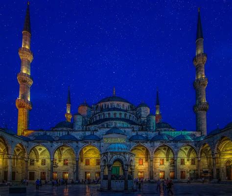 Sultan Ahmet Camii Ve Külliyesi Özhan Öztürk Makaleleri