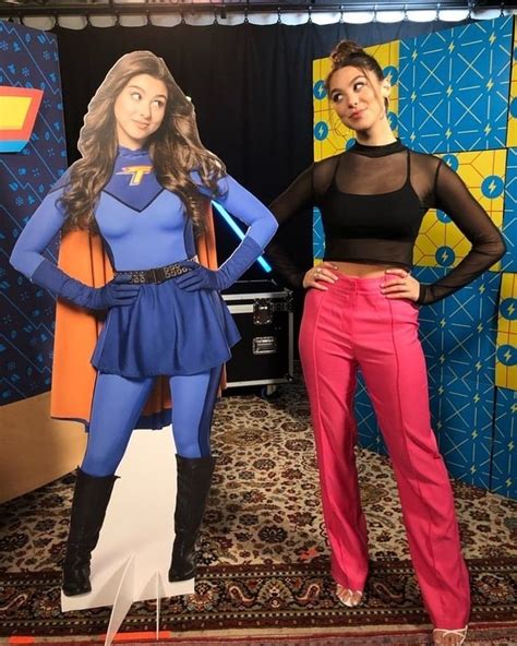 Kira Kosarin Kira Kosarin Kira Kosarin Outfits Phoebe Thunderman