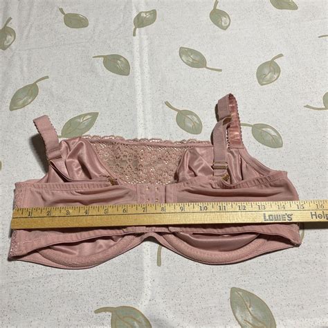 Womens Cacique Pink Lace Underwire Bra Size 40ddd Gem