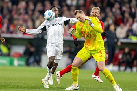 Manuel Neuers Reaktion Auf Den Platzverweis L Sst Tief Blicken