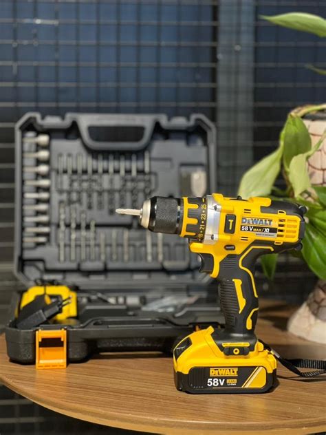 Dewalt Profesyonel W Arzli Elik G Vde Manddrelli Full Setli