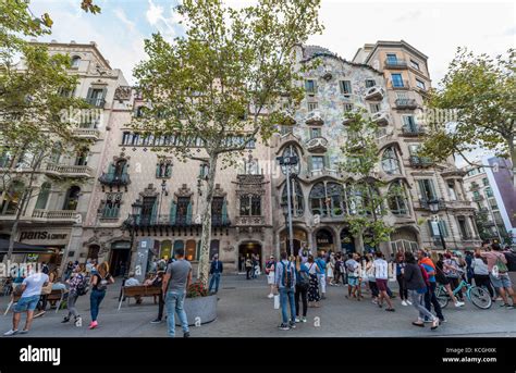 Modernisme architecture on Passeig de Gracia, Barcelona, Catalonia, Spain Stock Photo - Alamy