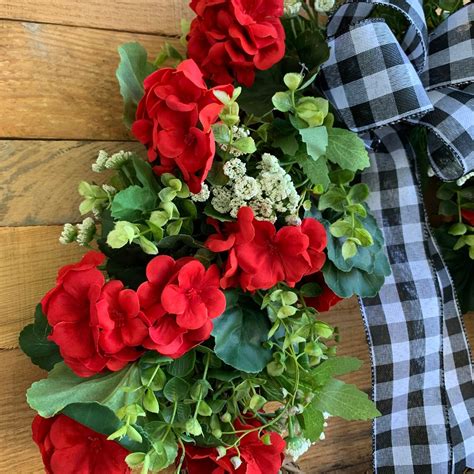 Geranium Wreath For Front Door Farmhouse Wreath Boxwood Etsy