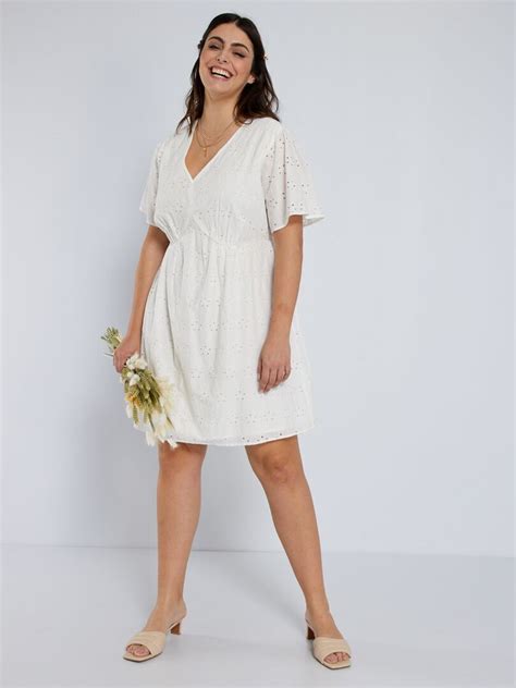 Vestido corto con bordado inglés Blanco Kiabi 45 00