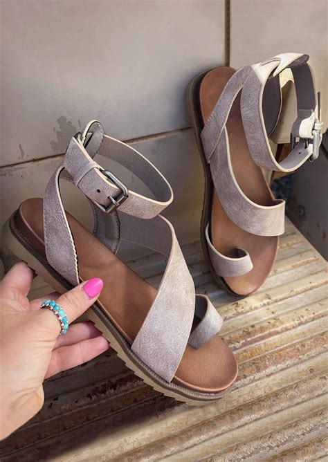 The World S Best Sandals At Amazing Price Fairyseason