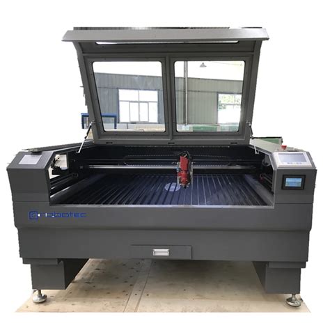 Best Co2 Laser Metal Cutting Machine Cnc Metal Laser Cutter For Sale