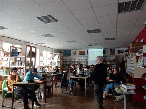 Jeunes En Librairie Cdi Collège Laurent Eynac Le Monastier