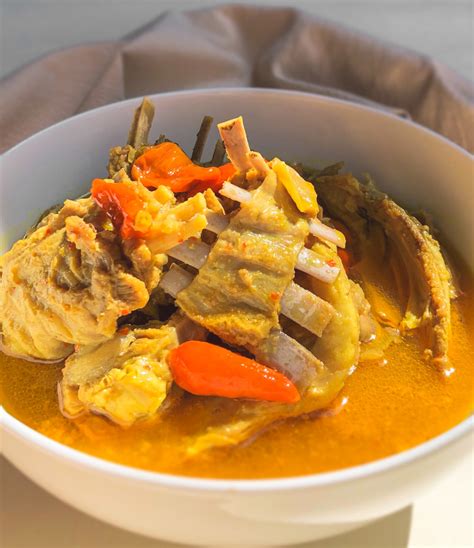 Tengkleng: Solonese Mutton Soup - Cook Me Indonesian