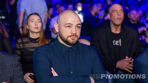 MB Boxing Night Adam Kownacki o krok od walki o pas mistrza świata