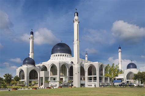 Al-Sultan Ismail Petra Mosque | Kota Bharu, Kelantan, Malays… | Flickr