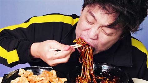 [MUKBANG/ENG] JAJANGMYEON - YouTube