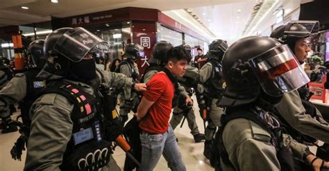 Police Detain 15 In Hong Kong Mall Protests Daily Sabah