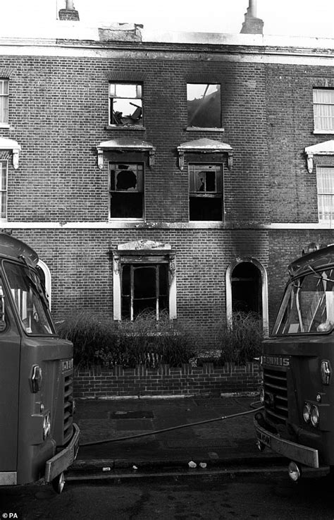 Families Of 1981 New Cross Fire Victims Stand By Claims It Was A Racist Attack Daily Mail Online