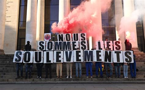 Soulèvements De La Terre Le Décret De Dissolution Annulé Par Le