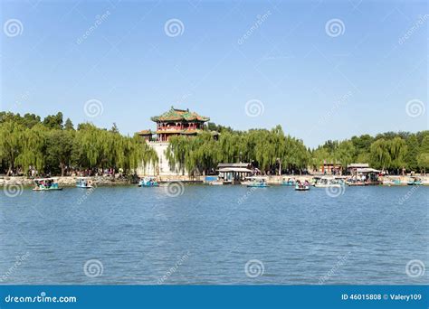 China Beijing Summer Imperial Palace Yihe Yuan Built On The Shores