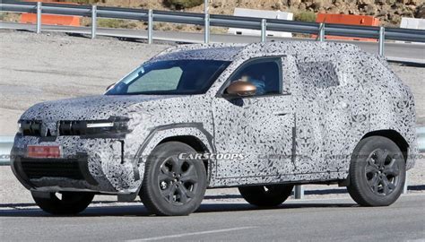 India Bound New Gen Renault Duster To Debut Next Year Spied
