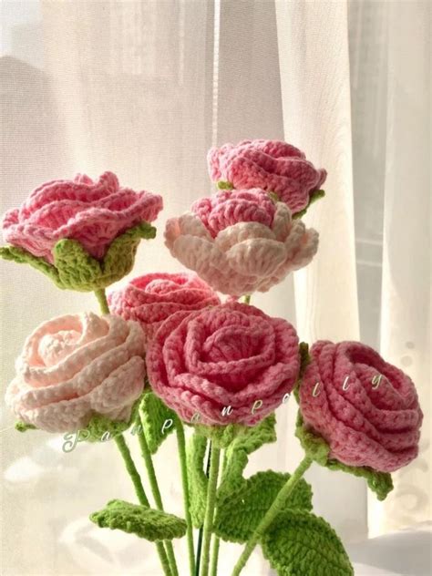 Pretty Crochet Pink Rose Flower Bouquet For Girl T For Sale