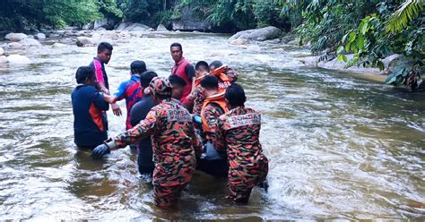 Remaja Lemas Ketika Mandi Bersama Rakan Di Air Terjun Harian Metro