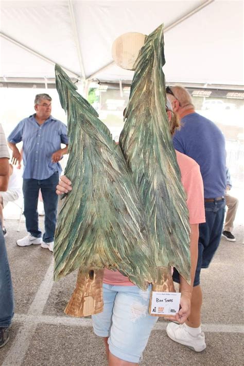 Pin By Gary Koenig On Chain Saw Carvings Chainsaw Carving Carving