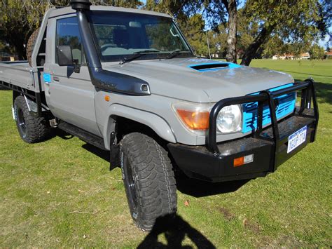 Toyota Series Landcruiser Dual Cab Grey Superior Off