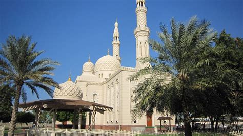 Jumeirah Mosque | | Alluring World