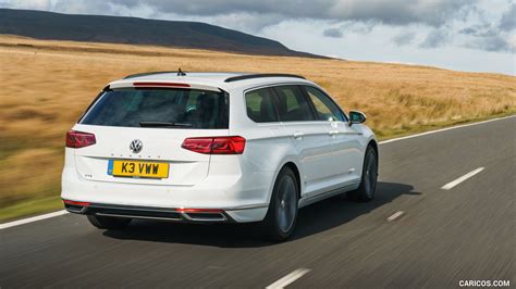 2020 Volkswagen Passat Gte Advance Estate Uk Spec Plug In Hybrid Rear Three Quarter