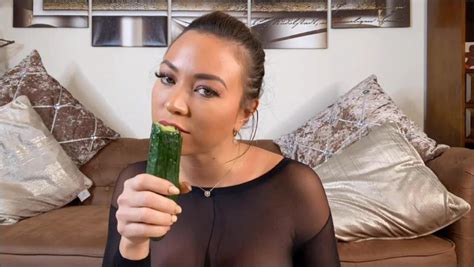 Natalia Forrest Cucumber Suck And Fuck