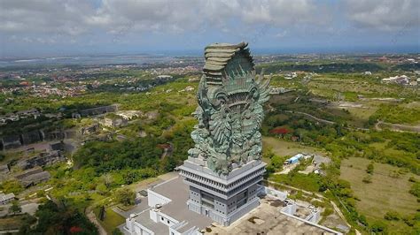 Iconic 122m Garuda Wisnu Kencana Statue In Bali Photo Background And ...