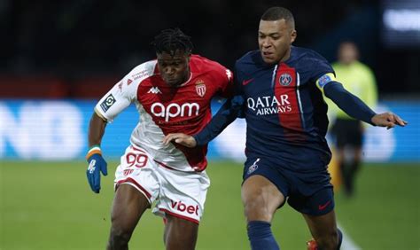 Monaco PSG Wilfried Singo a humilié Bradley Barcola et choqué un