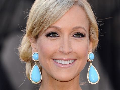 Lara Spencer Leaving The Insider For Good Morning America Cbs News