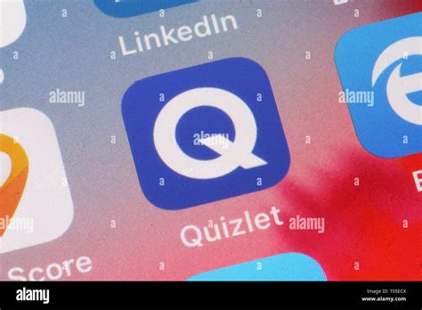 Quizlet Logo