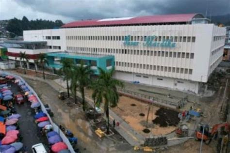 Parkir Gedung Pasar Mardika Harus Ditangani Profesional Rakyat Maluku