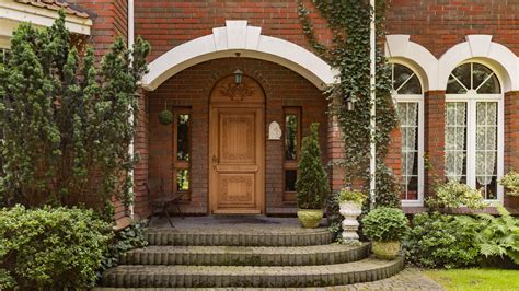 Creative Ways To Add Arched Doors In Your Home