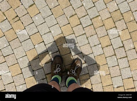 Overhead Sun Hi Res Stock Photography And Images Alamy