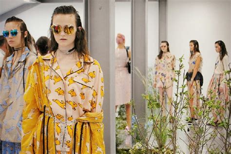 London Fashion Week Ss17 Eyewear Trends Fashion And Lifestyle Magazine