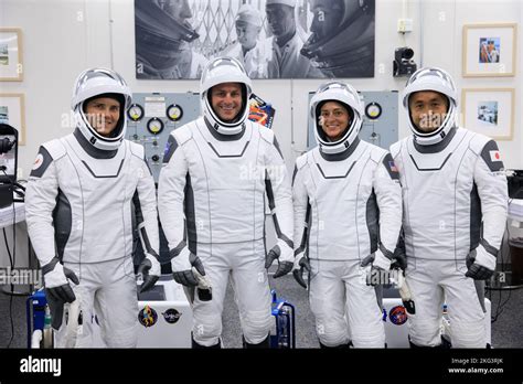 Ensayo De Trajes Y Demostraci N De Spacex Crew Los Astronautas De La