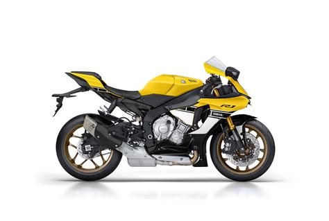 XXX The Yamaha YZF R1 In Speedblock Yellow Black Asphalt Rubber