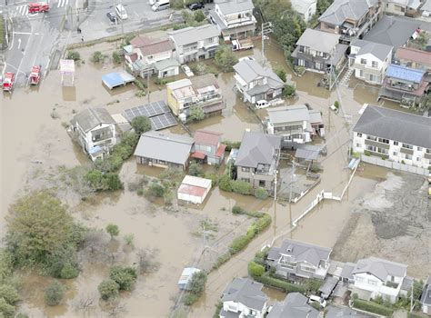 Landslides Floods Kill 10 In Central Japan Borneo Post Online