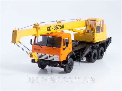 Масштабная модель автокрана - Камаз 53213 КС 3575А (SSM). (ID ...